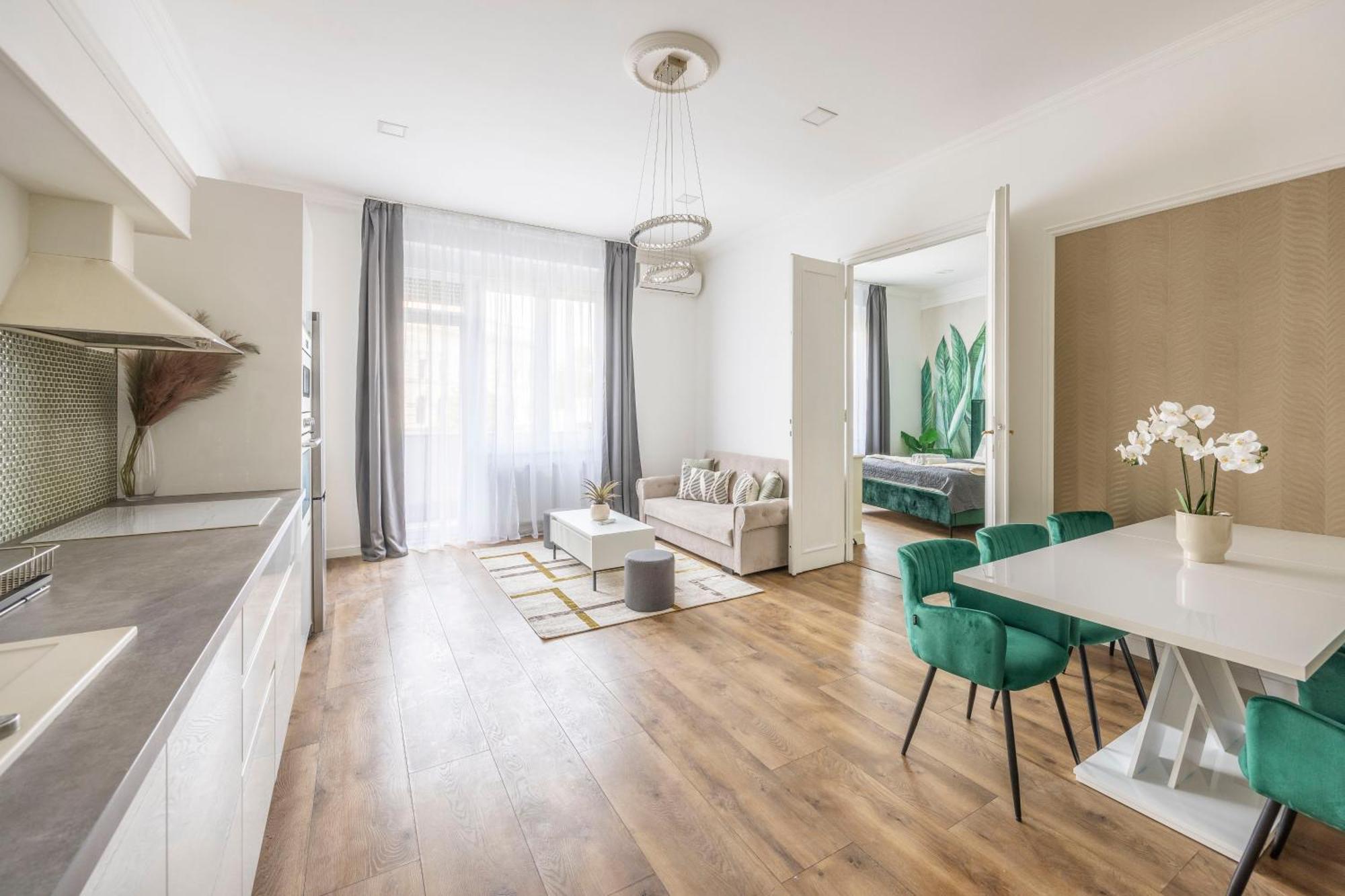 Luxy Central Spacious & Cozy Residence With Balcony Budapest Exterior photo